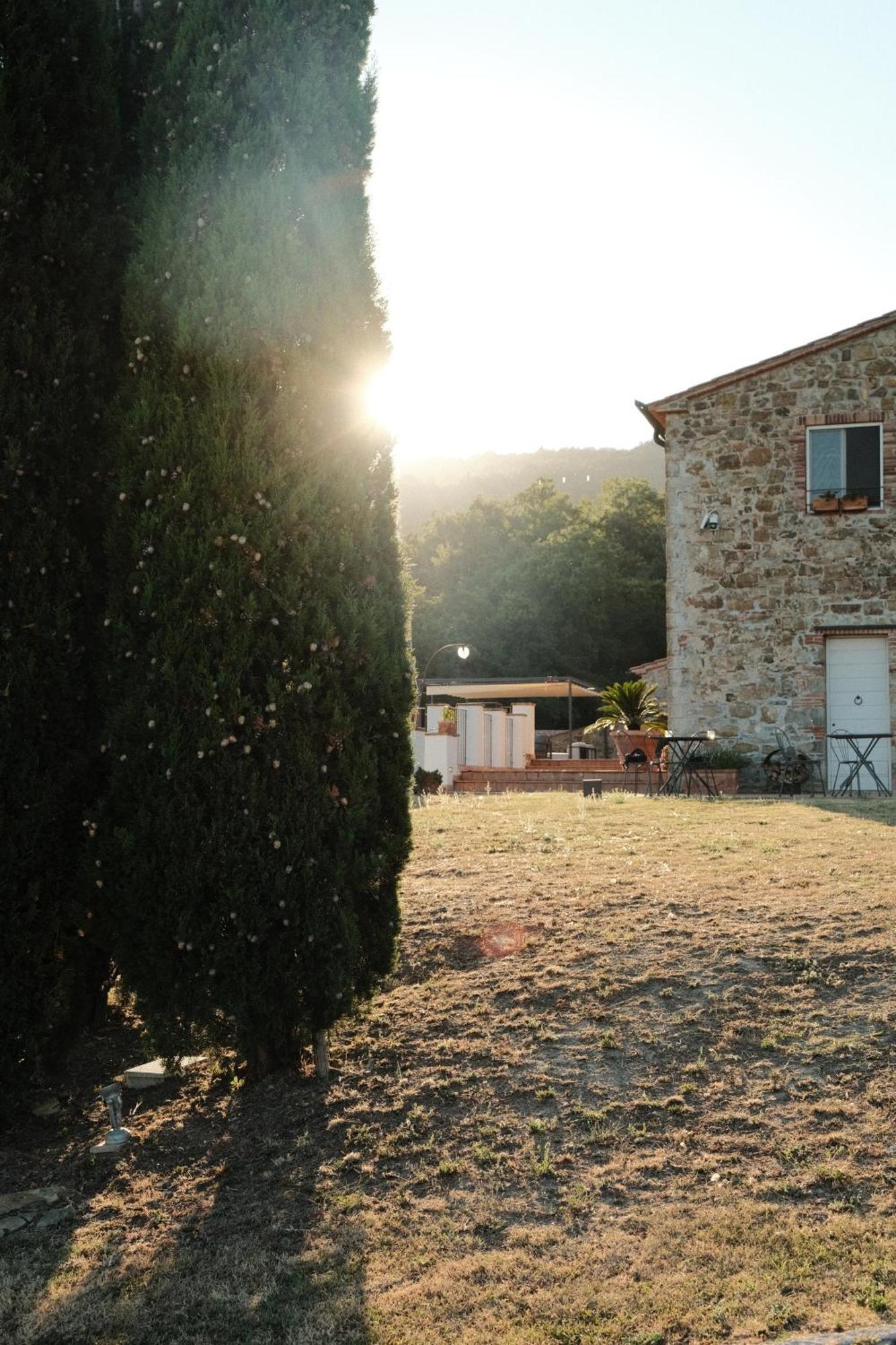 Vin Hotel - Wine Resort And Agriturismo 몬티에리 외부 사진