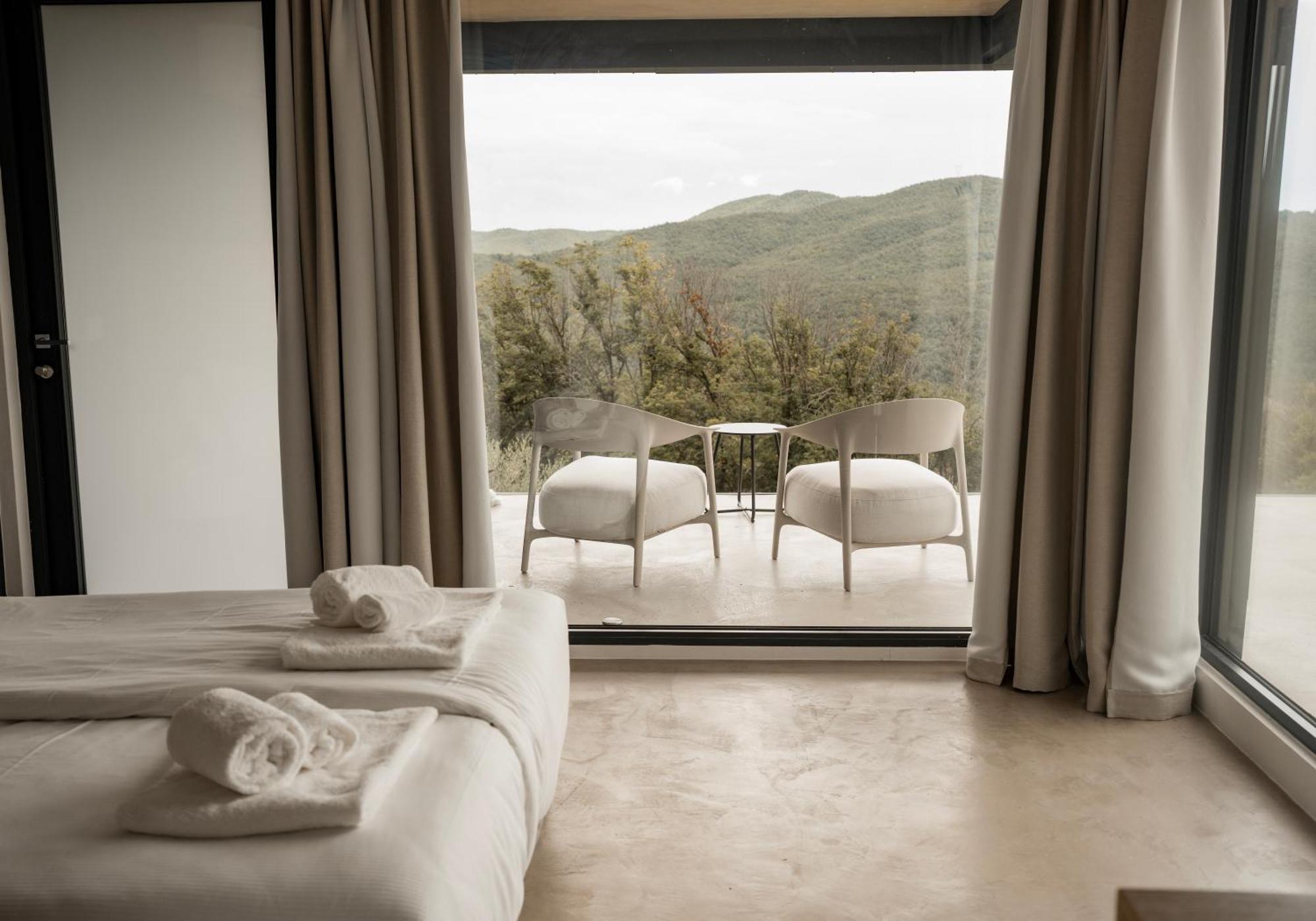 Vin Hotel - Wine Resort And Agriturismo 몬티에리 외부 사진